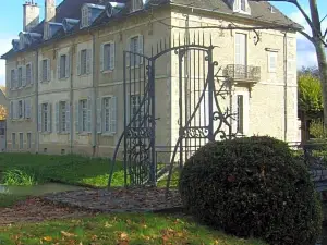 Château de Serrigny