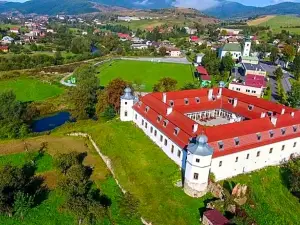 Kaštieľ Biela Dáma a Čierny Rytier