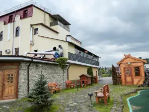 Okhotnichiya Usadba Hotel