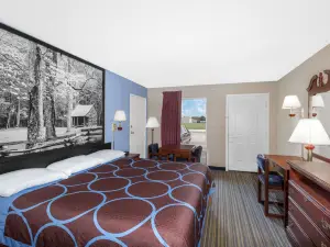 Super 8 by Wyndham Whiteville