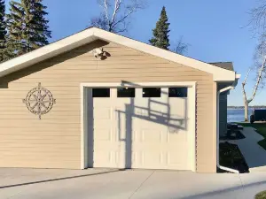 Houghton Lake Cottage w/ New Private Deck!