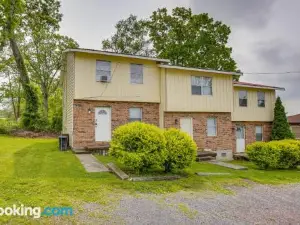 Oak Hill Vacation Rental - Close to New River!