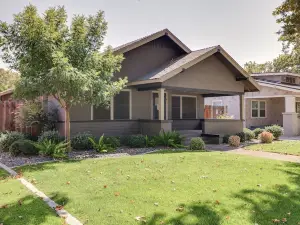 Sunny Turlock Cottage Walk to Downtown!
