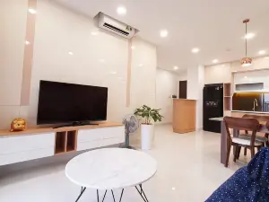 Granola Apartment at Suoi Loi old and cozy street