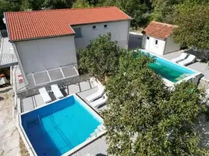 Villa Sonja Apartments