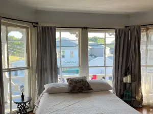 The Inn at Old Harbor