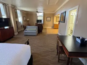 The Gadsden Hotel
