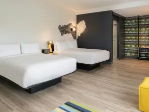 Aloft Sacramento Airport Natomas
