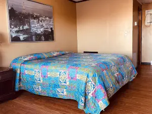 Curry’s Motel by OYO Saginaw MI