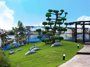 Dolphin Planet Hotel & Spa
