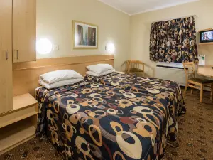 Road Lodge Bloemfontein Airport