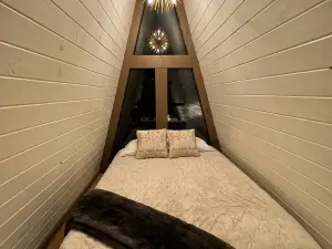 Wolf Pup- A Frame- Hillside Tiny Cottage Wi-Fi
