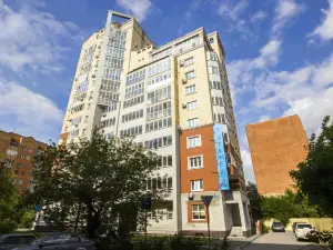 Arbat Pervyy Tyumen' Tsentr Hotel