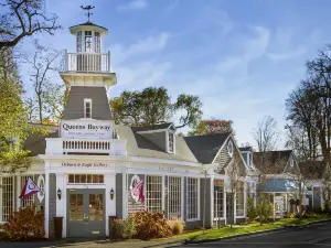 Inn on the Square