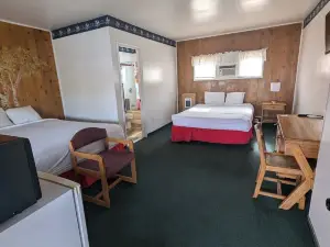 SILVER SPUR MOTEL