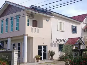 Kurau Inn