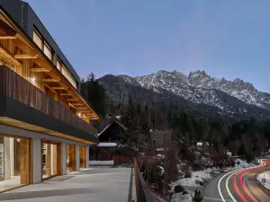 Boutique Hotel and Restaurant Milka