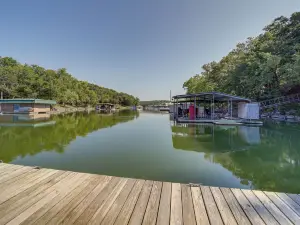Lakefront Paradise in Eucha Boat Dock, Fire Pit!