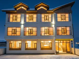 Hotel Gulmarg GS Residency