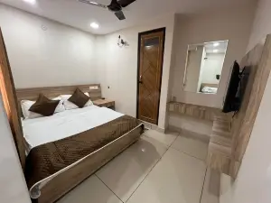 Hotel Prakash Block 1