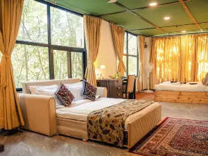 Wilderness camp Resort Pench