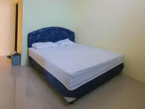 TF Homestay Near Alun Alun Caruban