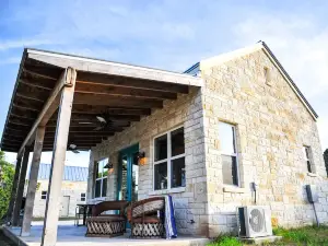 Hill Country Casitas