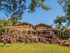 Hotel Fazenda Três Cascatas