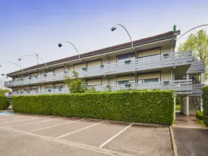 호텔 믈룅 세나르 - 베르 생 드니