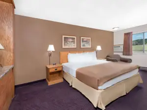 Super 8 by Wyndham Chamberlain SD