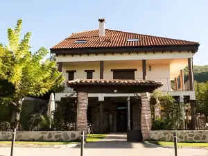 Hotel Rural Robles