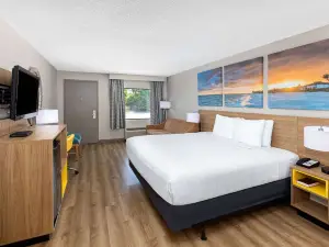 เดย์สอินน์ บายวินด์แฮม เซนต์จอร์จ