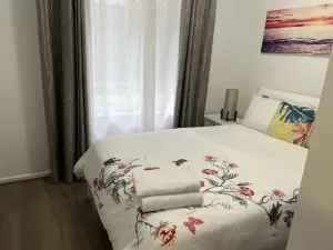 Cottage Bnb Near the Hill