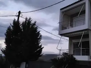 Nafplio Breeze Comfortable two-story house from 4 to 9 guests