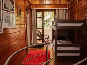 Sitio Cantinho da Vovó Cida e Vovô Nilson