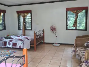 Yasawa Long Beach Hideout Resort