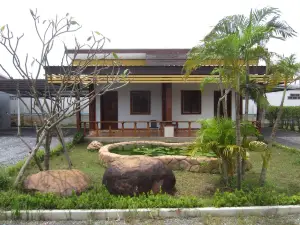 Pialo Resort