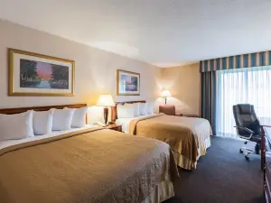 格蘭德島I-80凱藝酒店和會議中心