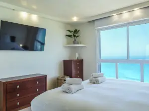 Netanya Panoramic Sea-View 4BR Apt by Sea N' Rent