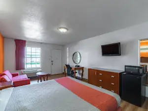 Giddings Executive Inn