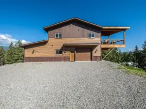Rock Lot A 5 Star Vacation!