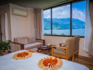 Hotel Fewa Camp