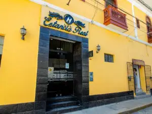 Hotel Estancia Real