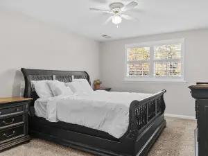 New to Vrbo! Jefferson Poolside Escape w/ pool!