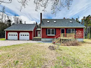 Jodys Acre - 4 Br Home