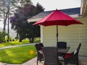 Indian Creek Inn