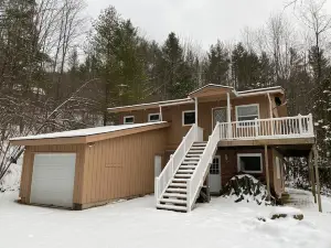 Silver Spring Chalet