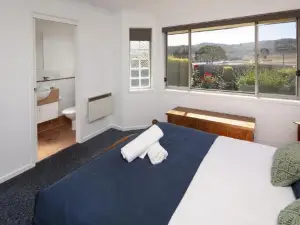 Silvertrees 5 - Central 3Br Townhouse l Lake Views l Spa l BBQ l WiFi