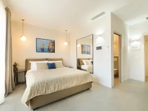 Garda Room