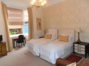 Inglewood Boutique Rooms with Self Catering